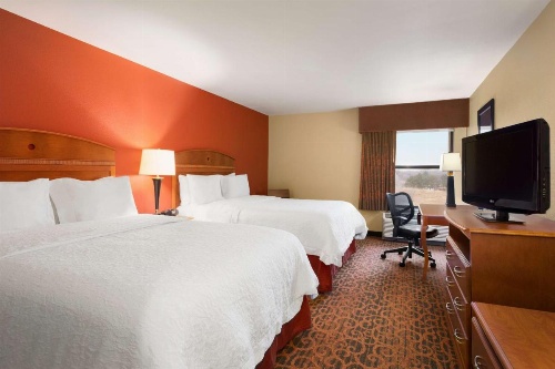 Hampton Inn By Hilton Wichita East image 11