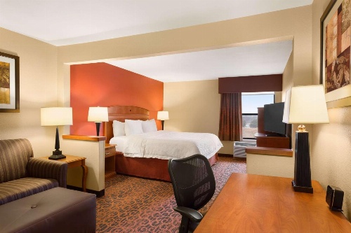 Hampton Inn By Hilton Wichita East image 3