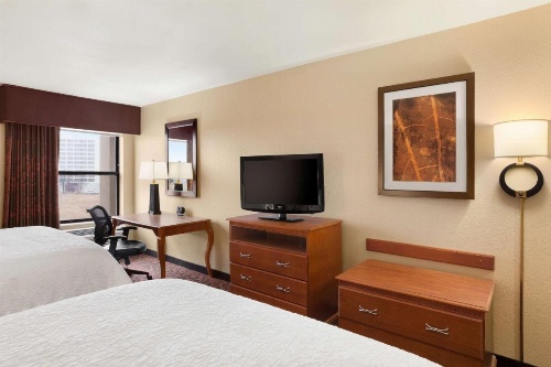 Hampton Inn By Hilton Wichita East image 7
