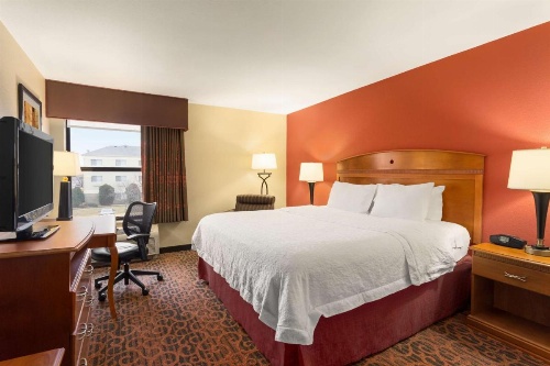 Hampton Inn By Hilton Wichita East image 8